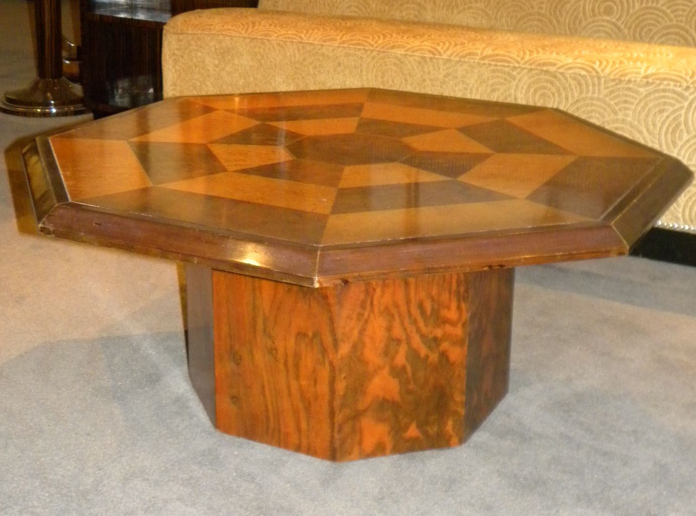 Octagon Glass Dining Room Table With Diamonds