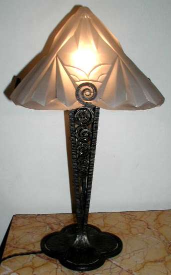 Degue Table Lamp