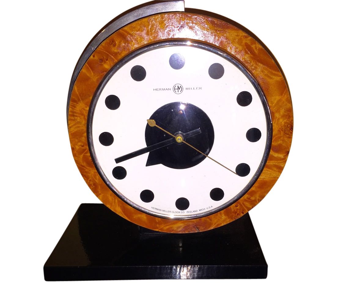 Herman Miller Modernist Chicago World's Fair Art Deco Clock • Gilbert Rohde