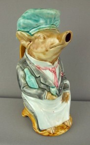 Frie-Onnaing-majolica-pig-waiter-pitcher