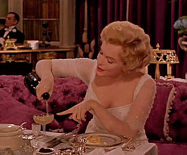 Marilyn Monroe Champagne