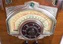 American Bosch model 854T (1939) The Largest Tombstone Radio 