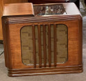 Zenith 9S244 1938 Chairside Art Deco Radio