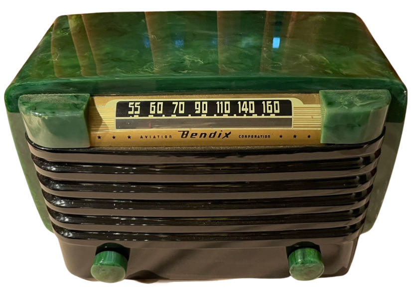 Bendix 526C Catalin Radio in Bright Jadeite Green w/ Intense Marbleizing Bluetooth