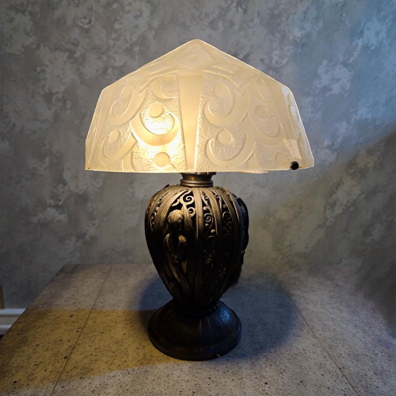 Daum Nancy and Katona Art Deco Table Lamp, France, circa 1925